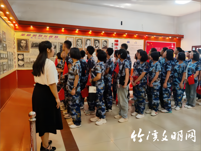 1e299303cfcb05c9dc407d450ba19221(1)(1).png