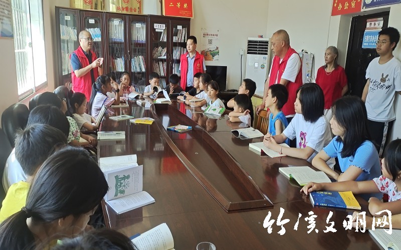 900e603f5ae30fec0f74eba5322eacc(1).jpg