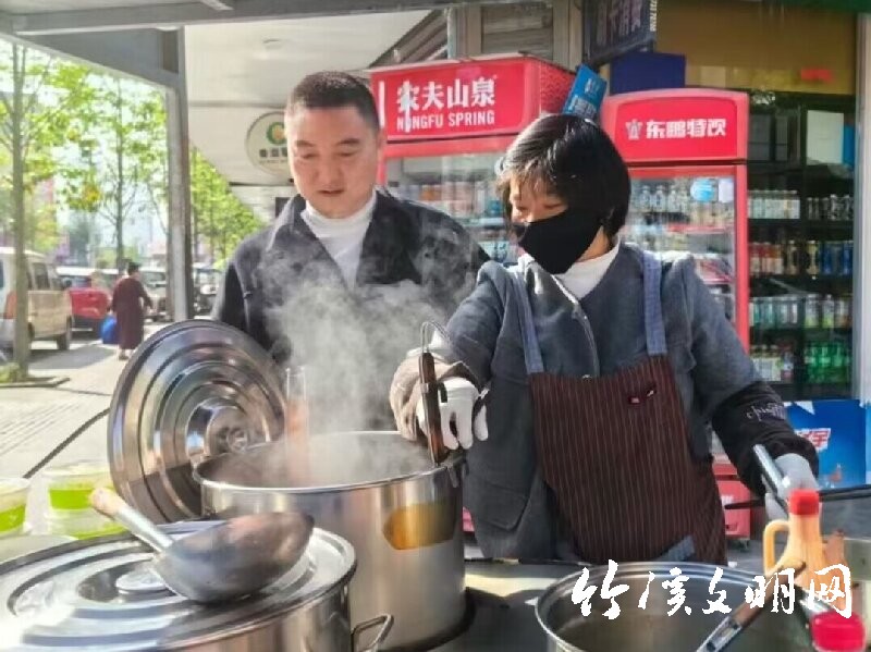 李琼章1.jpg